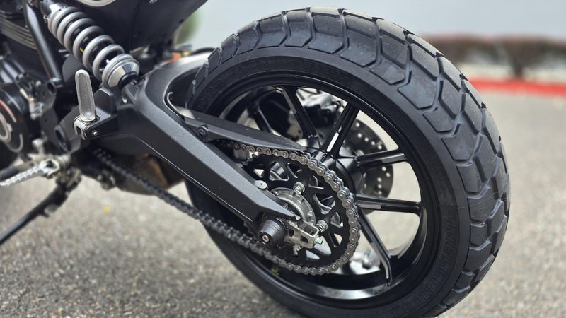 Used 2019 Ducati SCRAMBLER ICON 