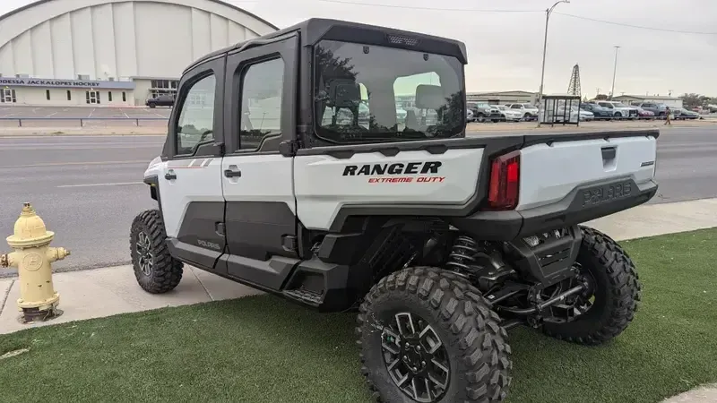 2025 Polaris RANGER CREW XD 1500 NORTHSTAR EDITION ULTIMATE GHOST WHITE METALLIC SMOKEImage 5