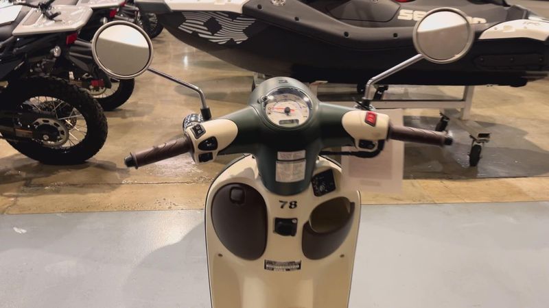 New 2024 Honda Metropolitan Image 2