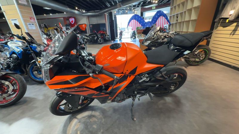 Used 2022 KTM RC 390 Image 5