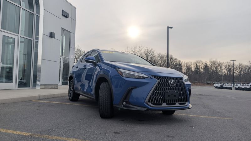 Used 2022 Lexus NX 350Image 3