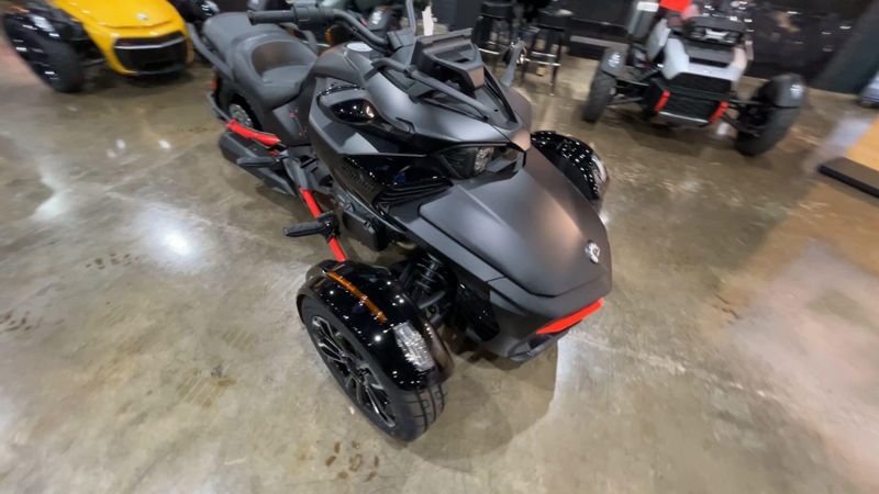 New 2026 Can-Am SPYDER F3-S (SE6) Image 6