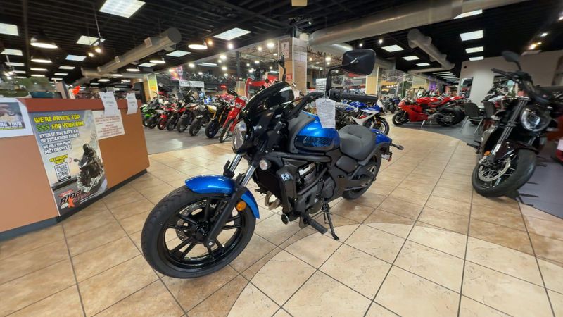 New 2026 Kawasaki VULCAN S CAFE ABS Image 4