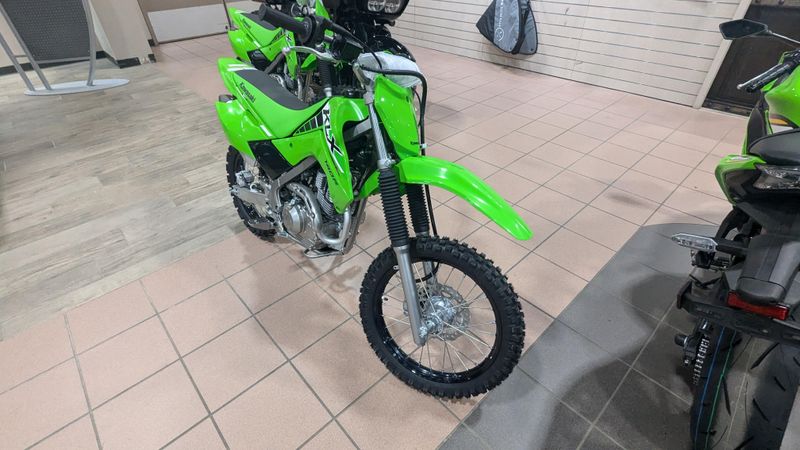 2025 Kawasaki KLX140RImage 4