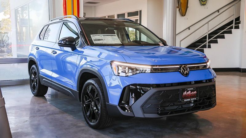 2025 Volkswagen Taos 1.5T SEImage 3