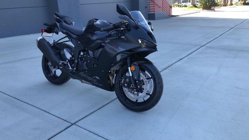 New 2027 Kawasaki NINJA ZX-6R Image 6