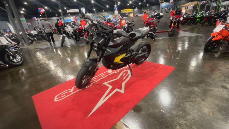 New 2025 Can-Am Pulse Image 4