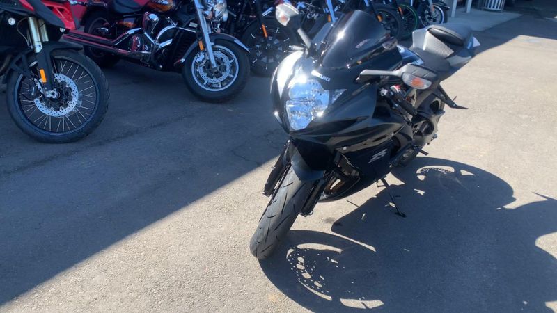 Used 2024 Suzuki GSX-R600 CA Image 5