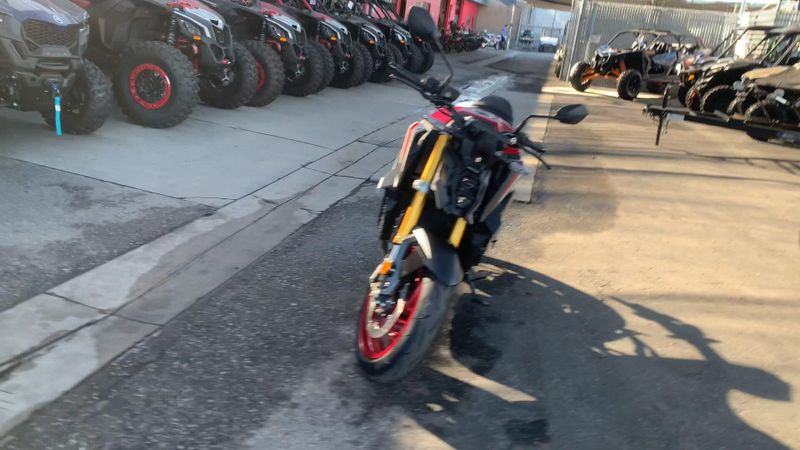 New 2026 Suzuki GSX-S1000 Image 4