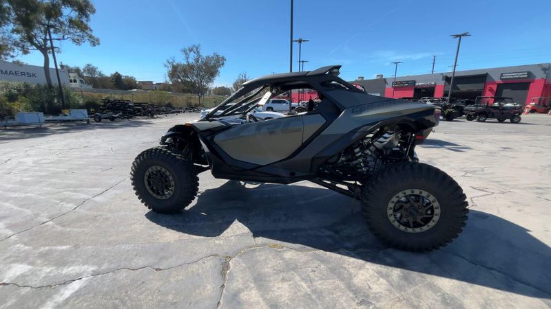 New 2026 Can-Am MAVERICK R X RC WITH SMART-SHOX 999T DCT Image 9