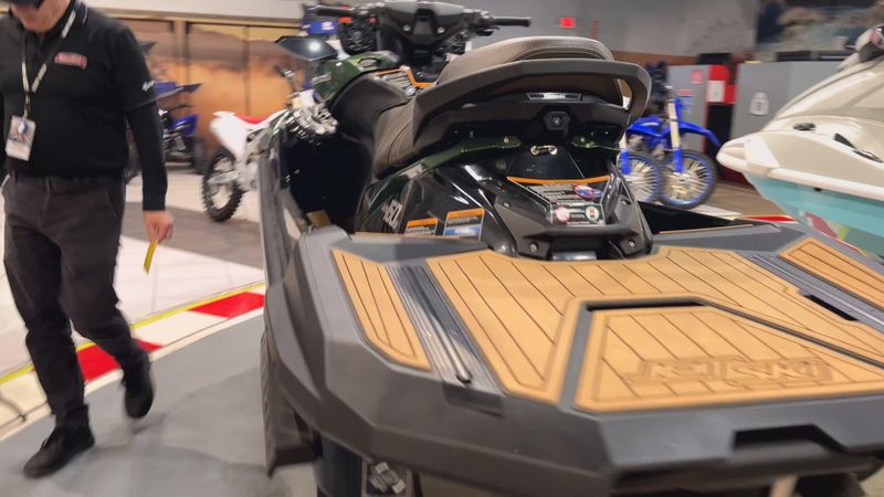 New 2025 Kawasaki JET SKI ULTRA 160LX Image 2