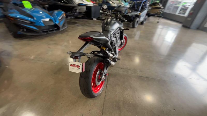 Used 2022 Ducati MONSTER 937 Image 7