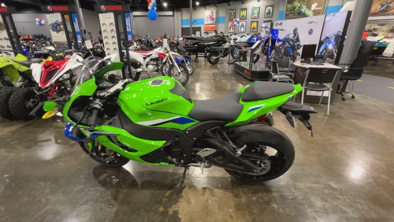 New 2026 Kawasaki NINJA ZX-10R Image 5