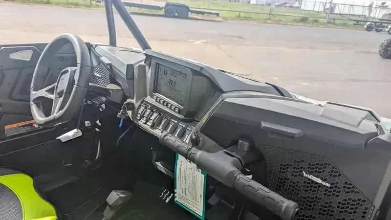 NEW 2025 POLARIS RZR XP 4 1000 ULTIMATE Image 10