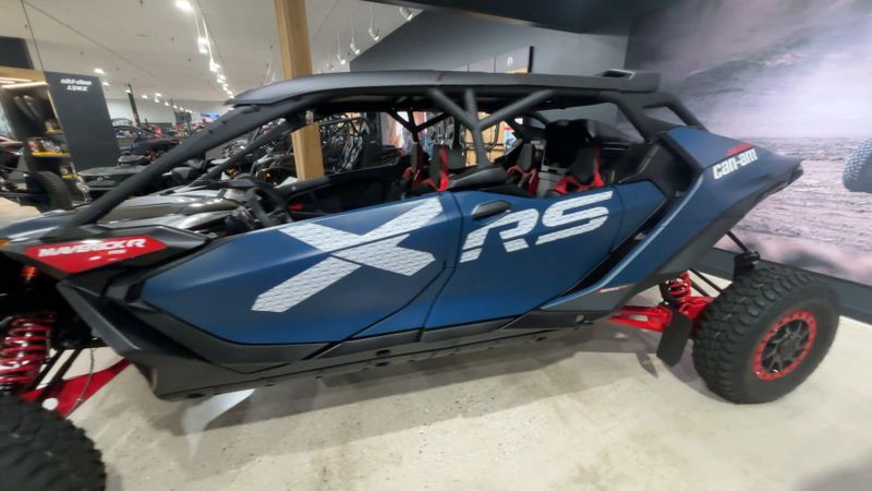 New 2026 Can-Am MAVERICK R MAX X RS WITH SMART-SHOX 999T DCT Image 9