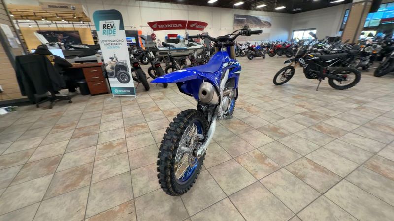 New 2027 Yamaha YZ450F Image 8