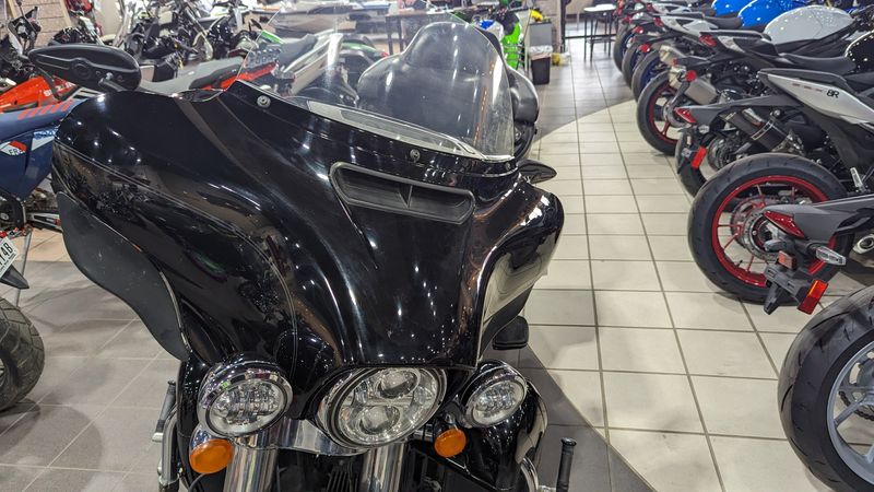 2018 HARLEY ELECTRA GLIDE ULTRA CLASSICImage 14