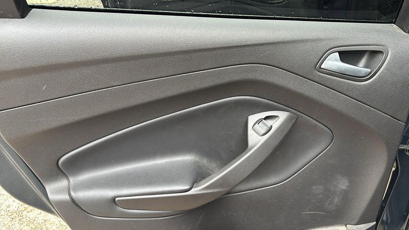 2019 Ford Escape SELImage 8