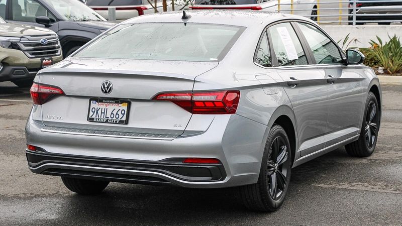 2023 Volkswagen Jetta 1.5T SEImage 4