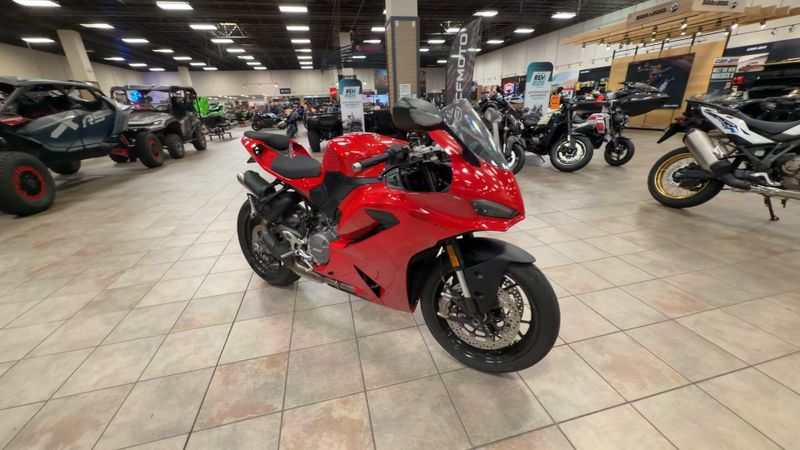 Used 2026 Ducati PANIGALE V2 Image 3