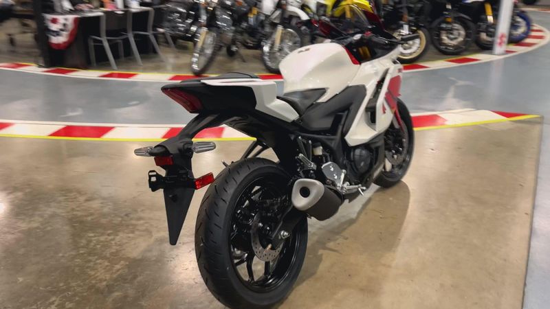 New 2026 Yamaha YZF-R3 ABS CA 70TH ANNIVERSARY EDITION Image 4