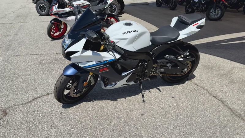 Used 2023 Suzuki GSX-R750 CA Image 9