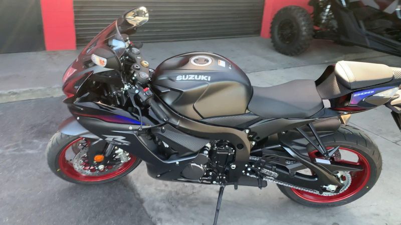 New 2026 Suzuki GSX-R600 Image 5