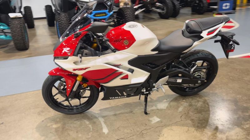 New 2026 Yamaha YZF-R3 ABS CA 70TH ANNIVERSARY EDITION Image 9
