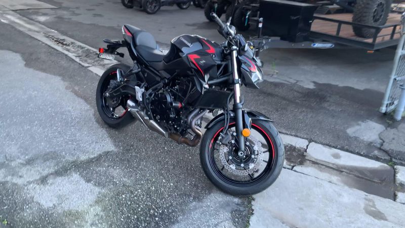 Used 2023 Kawasaki Z650 Base Image 2