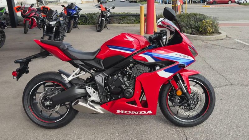 New 2024 Honda CBR650R ABS Image 5