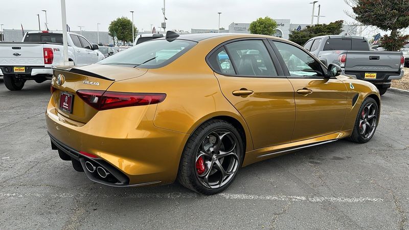 2023 Alfa Romeo Giulia Quadrifoglio RwdImage 4