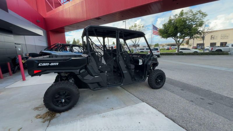 New 2026 Can-Am DEFENDER MAX XT HD11 Image 8