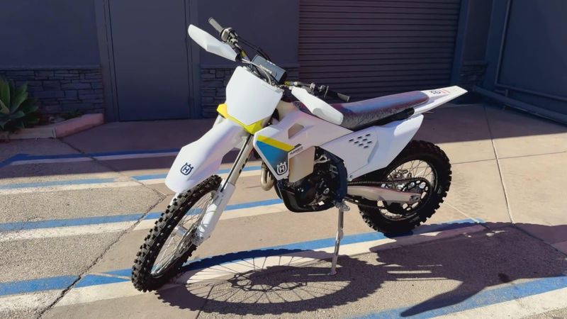 New 2025 Husqvarna FX 350 Image 9
