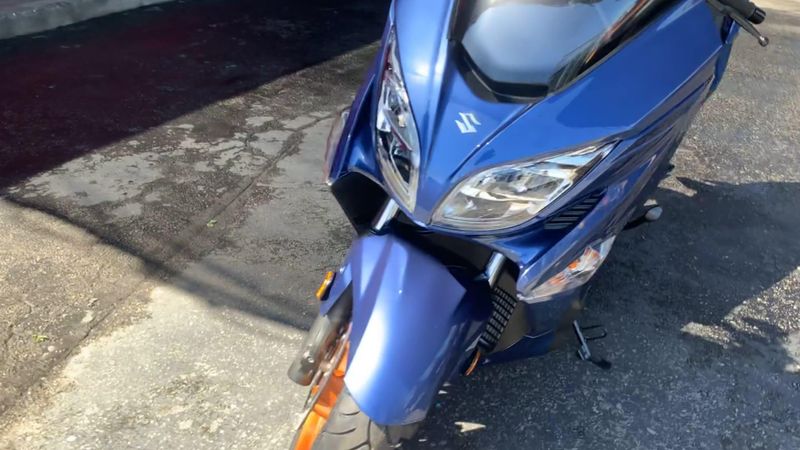 New 2026 Suzuki BURGMAN 400 Image 3