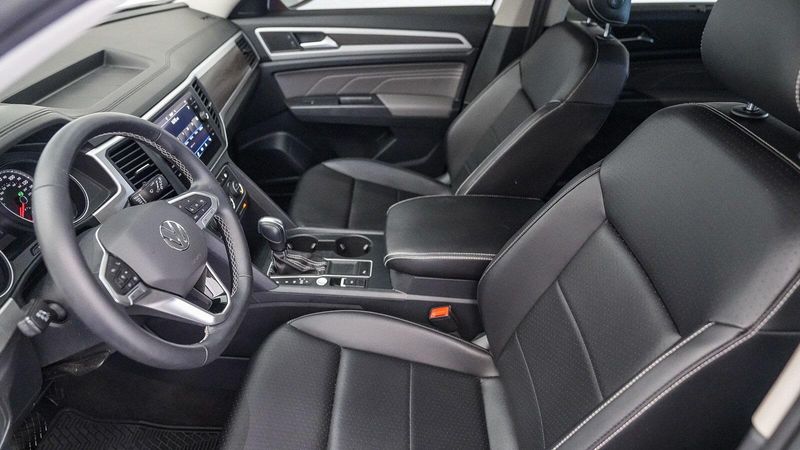 Used 2021 Volkswagen Atlas 3.6L V6 SE w/TechnologyImage 19