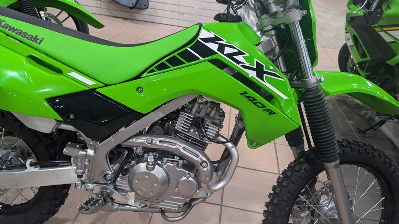 2025 Kawasaki KLX140RImage 3