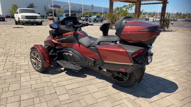 New 2026 Can-Am SPYDER RT SEA-TO-SKY (SE6) Image 7
