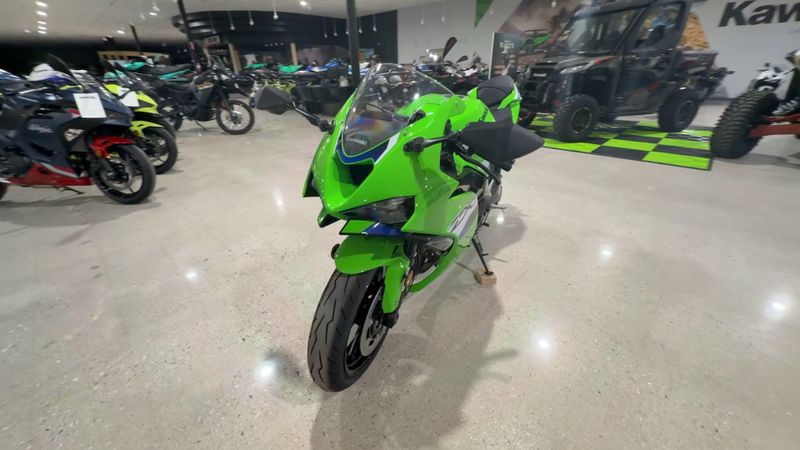 New 2026 Kawasaki NINJA ZX-6R Image 3