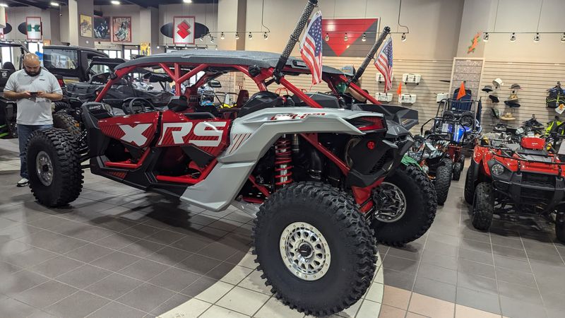 2025 Can-Am MAVERICK MAX XRS 72 TURBO RR FIERY RED AND HYPER SILVERImage 5