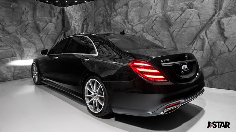 2019 Mercedes Benz S 560 photo 23