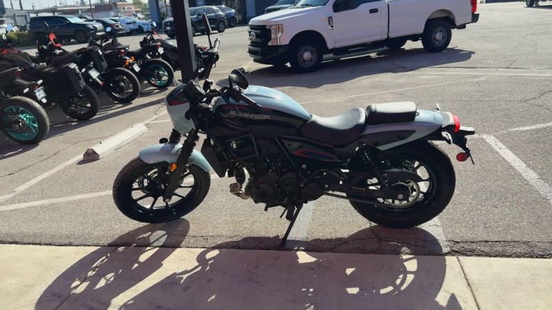 New 2025 Kawasaki ELIMINATOR SE ABS Image 5