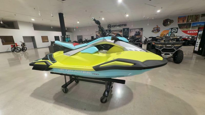 New 2025 Yamaha JETBLASTER PRO (3UP) Image 2