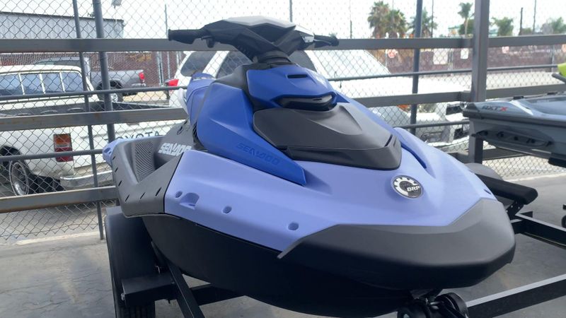 New 2025 Sea-Doo SPARK FOR 2 90 CONVENIENCE PACKAGE (SOUND SYSTEM) Image 5