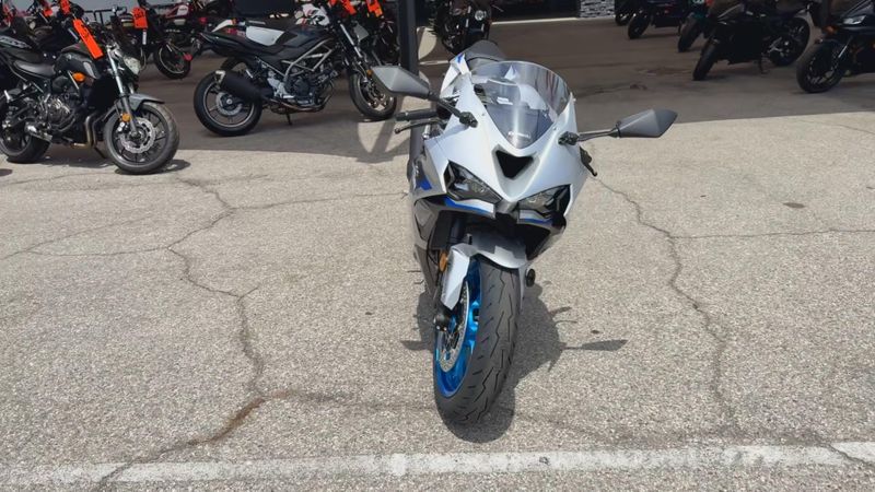 New 2027 Kawasaki NINJA ZX-6R ABS Image 3