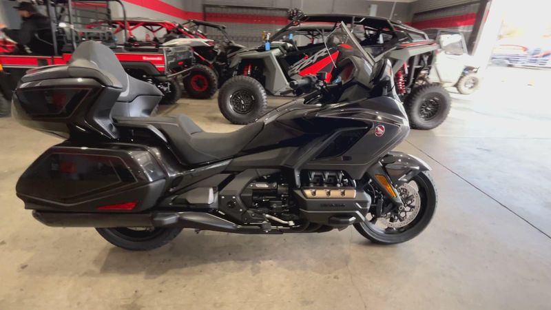 New 2026 Honda GOLDWING TOUR Image 9