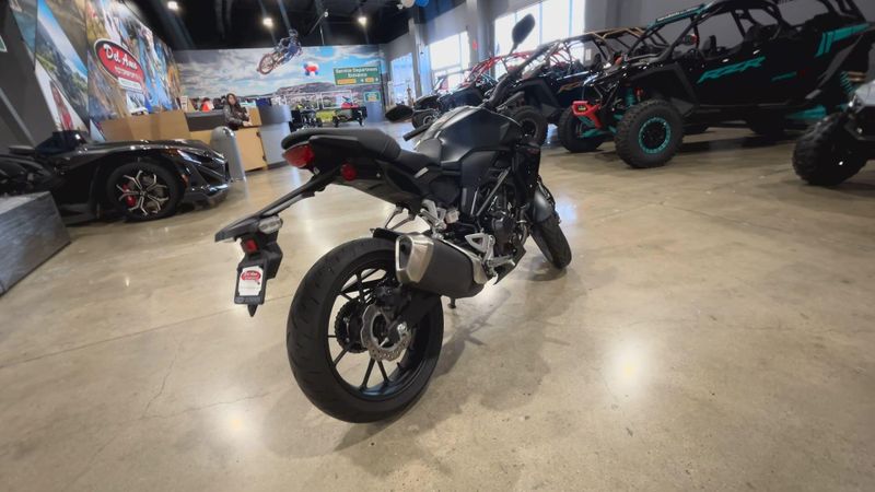 2024 Honda CB300R ABS Image 8
