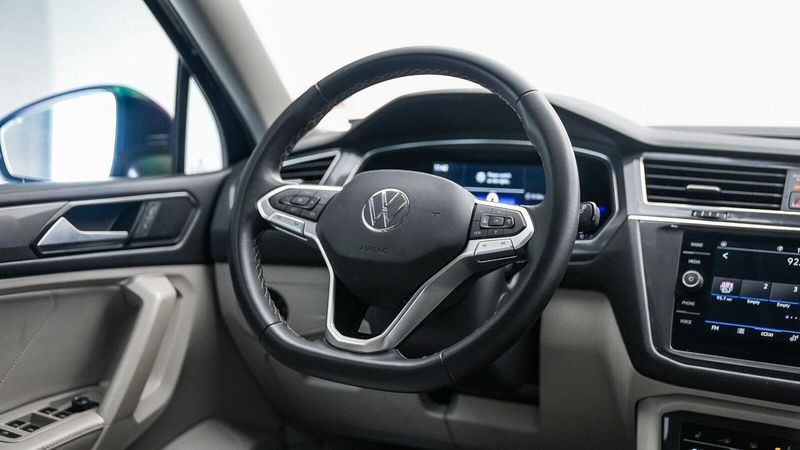 2023 Volkswagen Tiguan 2.0T SEImage 15