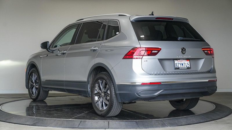 2022 Volkswagen Tiguan 2.0T SEImage 2