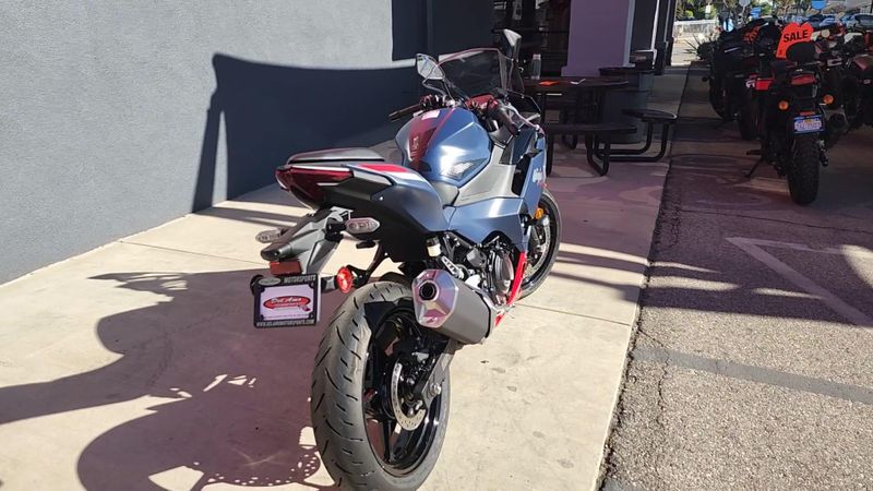New 2026 Kawasaki NINJA 500 SE ABS Image 2