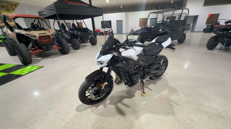 New 2026 Kawasaki Z900 ABS Image 4